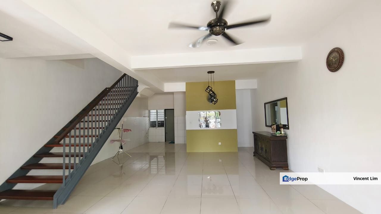 Double Storey House @ Taman Alam Sutera, Bandar Puncak Alam Near AJCC Mall, Selangor, Bandar Puncak Alam