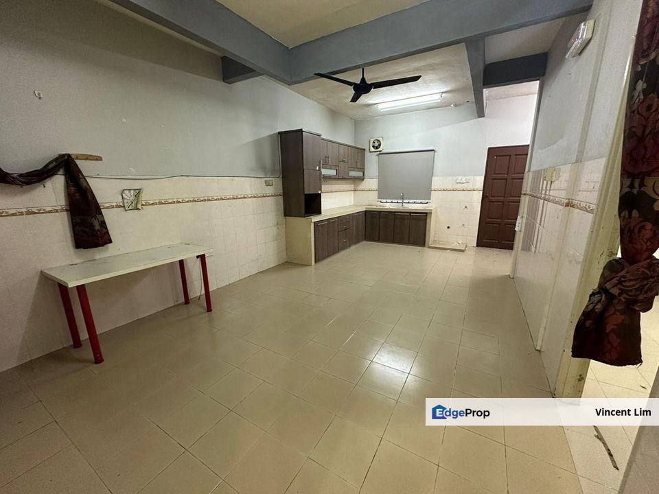 2-Storey Terrace @ Pinggiran USJ 3 Subang Jaya, Selangor, USJ