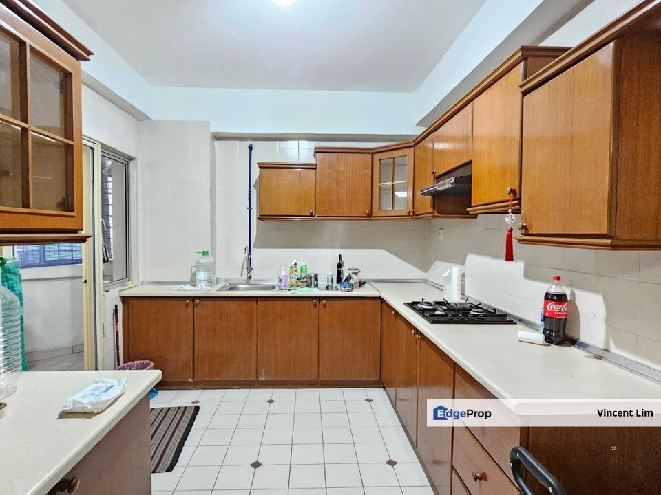 Jasmine Towers Condominium @ SS2 Petaling Jaya Near Starling Damansara, Selangor, Petaling Jaya