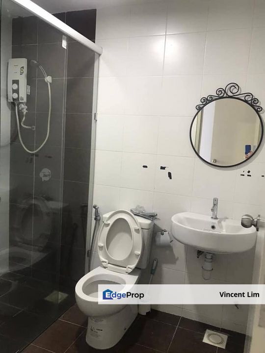 Pacific Place Condominium @ Ara Damansara Near LRT Station Taman Megah SS 2, Selangor, Ara Damansara