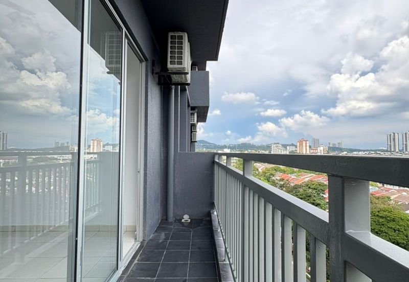 Seri Topaz Apartment