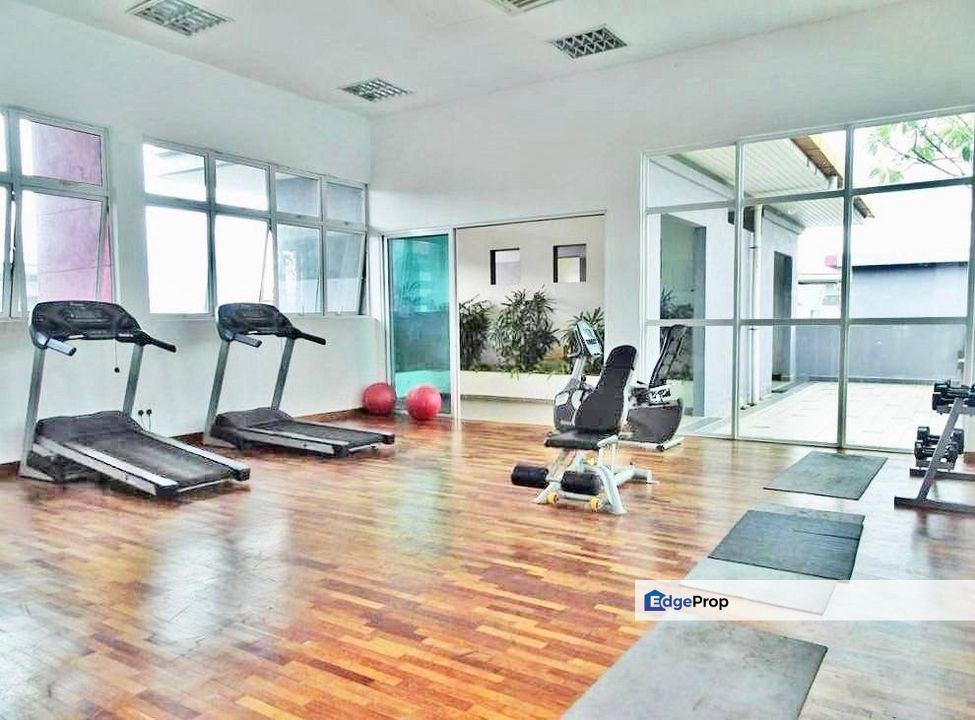 Pacific Place Condominium @ Ara Damansara Partially Furnished 2R1B Near LRT Station Taman Megah SS 2, Selangor, Ara Damansara