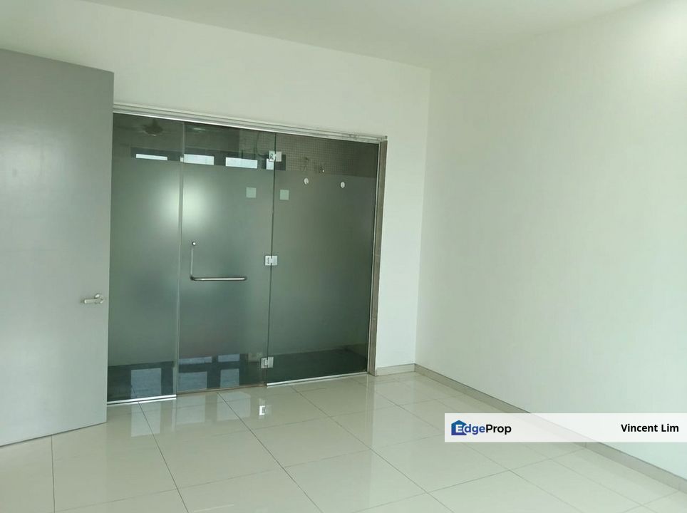 Epic Residence Condominium Bukit Puchong Near Taylors International School, Selangor, Puchong South