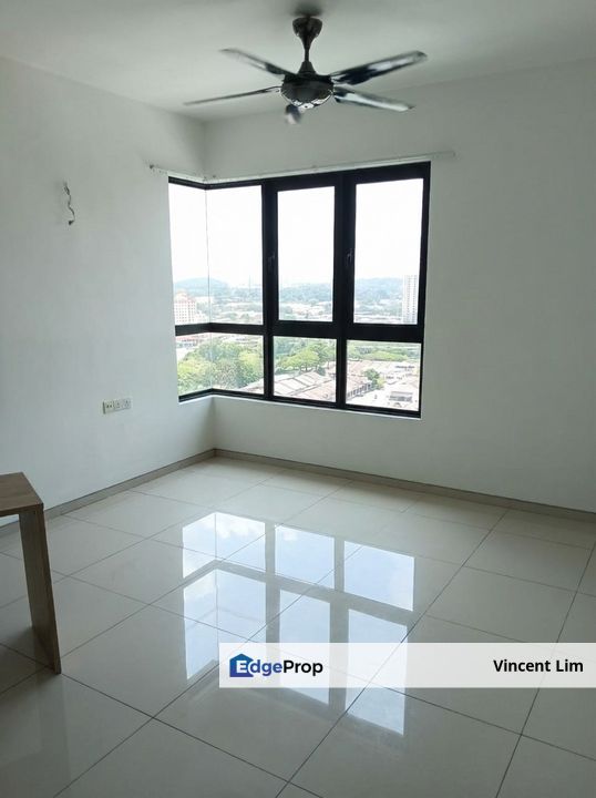 Epic Residence Condominium Bukit Puchong Near Taylors International School, Selangor, Puchong South