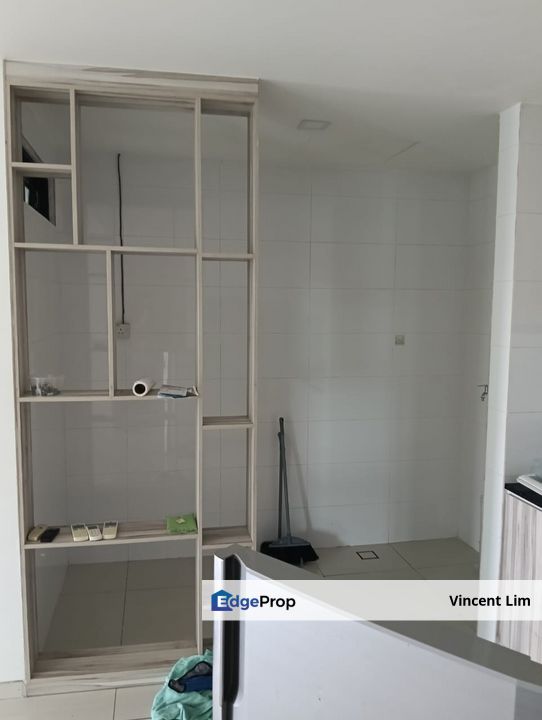 Epic Residence Condominium Bukit Puchong Near Taylors International School, Selangor, Puchong South