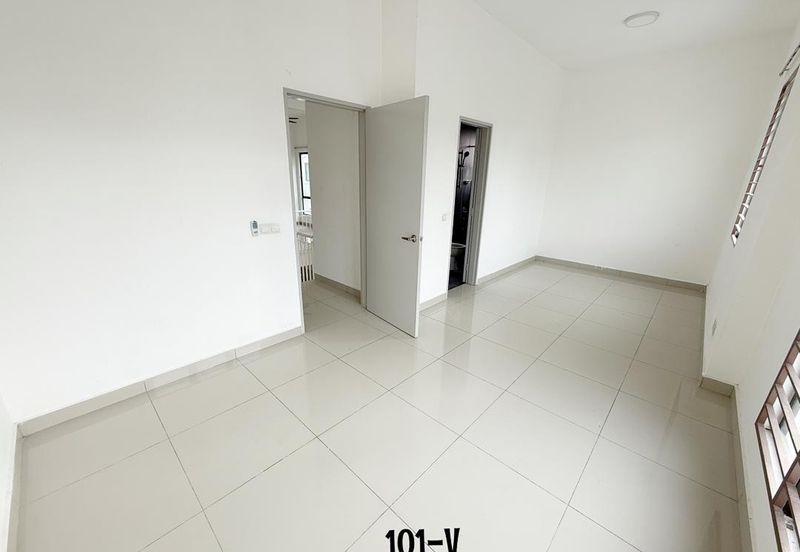 Serrata (Dillenia Series), Setia Alam