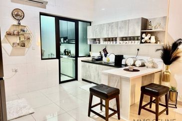 Duta Villa, Setia Alam