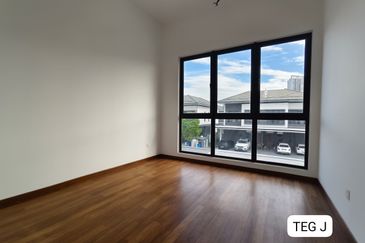 Dremien @ Eco Ardence