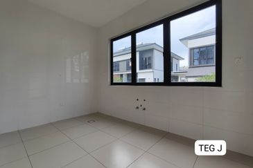 Dremien @ Eco Ardence