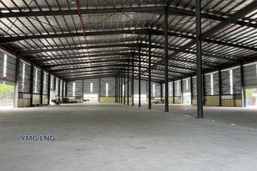 West Port, Pulau Indah