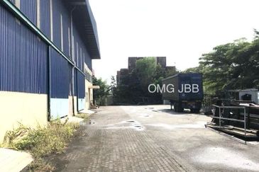 West Port, Pulau Indah