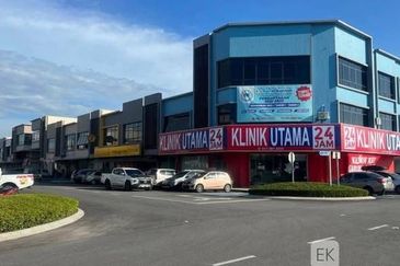 Triana @ Tropicana Amans