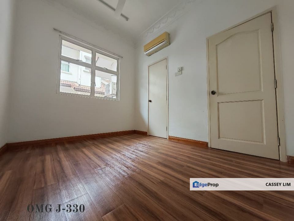  Anjung Sari Facing Open Good Condition 3-Storey House Superlink Setia Alam , Selangor, Shah Alam