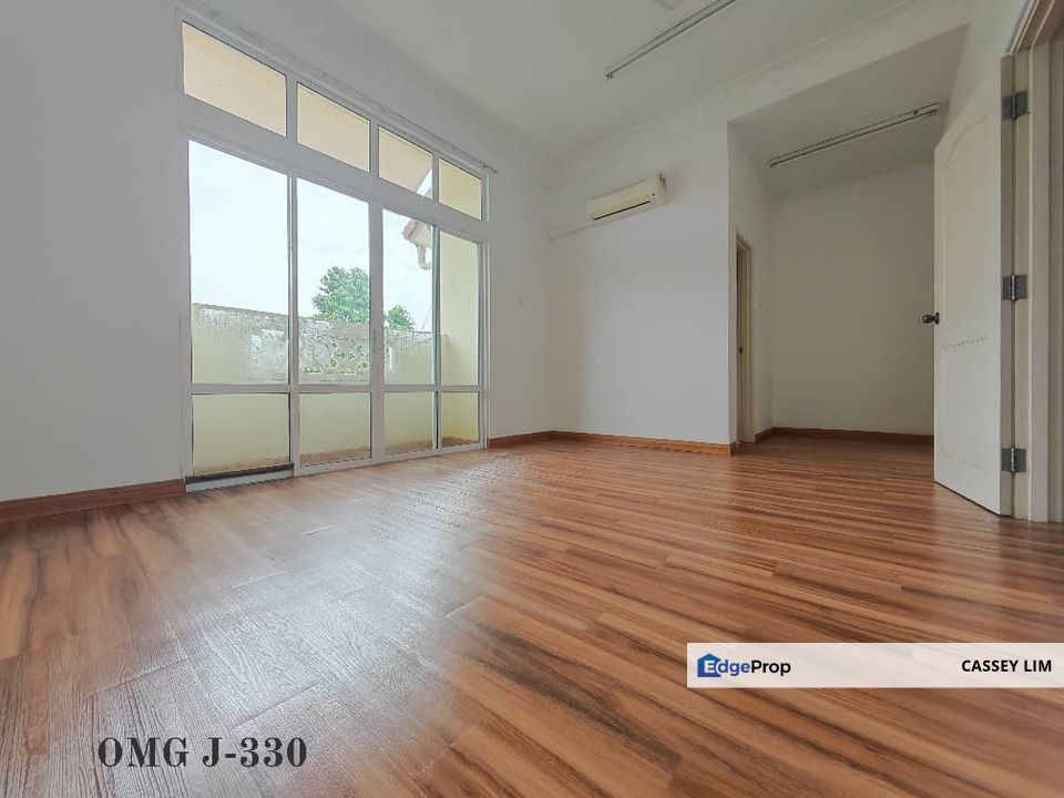  Anjung Sari Facing Open Good Condition 3-Storey House Superlink Setia Alam , Selangor, Shah Alam