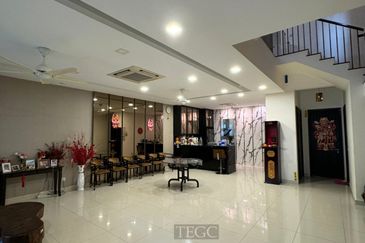 Duta Villa, Setia Alam