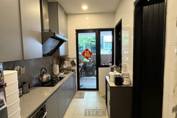 Duta Villa, Setia Alam