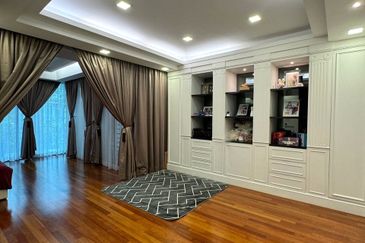 Duta Villa, Setia Alam