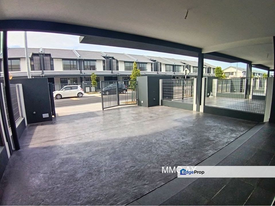 NADIRA 3, Bandar Bukit Raja - 2-Storey Linked House For Sale , Selangor, Klang