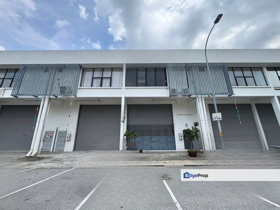 4.9% ROI  | Taman Klang Utama 1.5 Storey Terrace Factory, Selangor, Klang