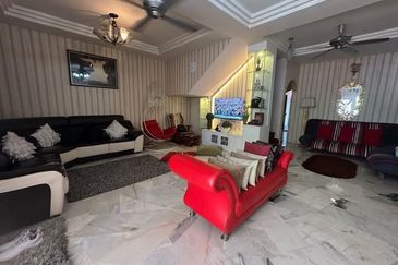 Ipoh gunung rapat ipoh jaya  double storey house for sale
