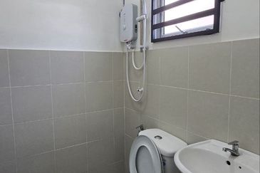 Ipoh meru fully furnished room for rent