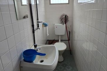 Ipoh Ampang renovated extended double storey house for sale