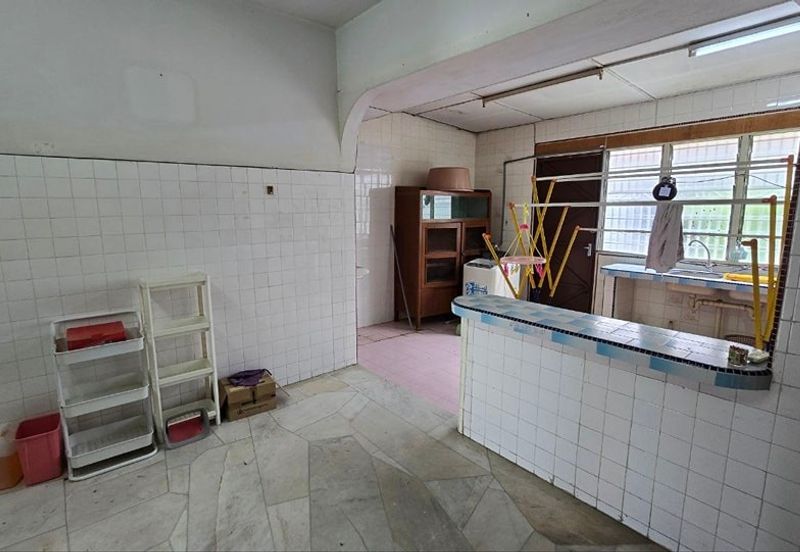 Ipoh Ampang renovated extended double storey house for sale