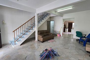 Ipoh Ampang renovated extended double storey house for sale