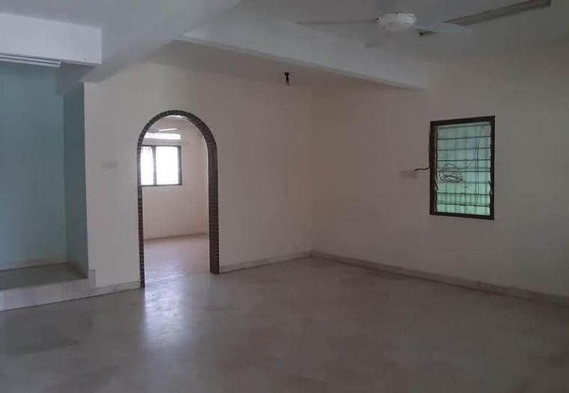 Ipoh menglembu kledang extended double storey house for rent