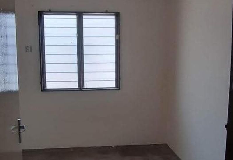 Ipoh menglembu kledang extended double storey house for rent