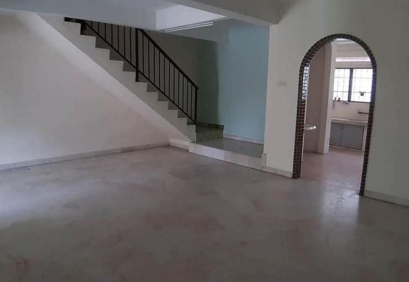 Ipoh menglembu kledang extended double storey house for rent