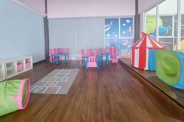 Ipoh meru scientex partial furnished condo for rent