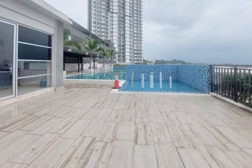 Ipoh meru scientex partial furnished condo for rent