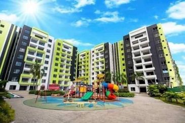 Ipoh pengkalan manhattan 4 rooms corner unit condo for rent