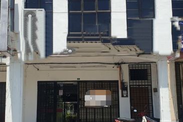 Ipoh meru 2b ground floor shoplot for rent