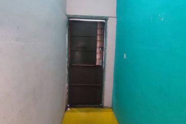 Ipoh tasek indra ground floor shoplot for rent