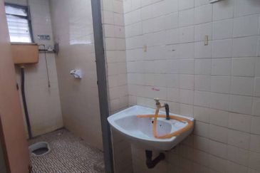 Ipoh tasek indra ground floor shoplot for rent