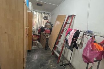 Perak batu gajah renovated single storey house for sale