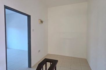 Ipoh klebang selatan freehold super long renovated double storey house for sale