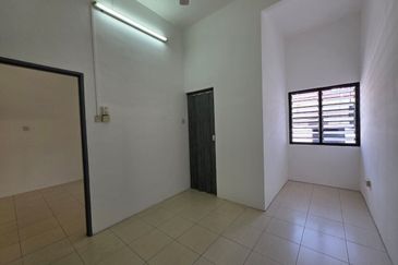 Ipoh klebang selatan freehold super long renovated double storey house for sale