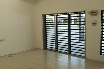 Ipoh klebang selatan freehold super long renovated double storey house for sale