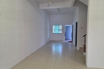 Ipoh klebang selatan freehold super long renovated double storey house for sale