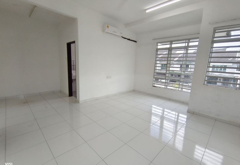 Ipoh sri klebang double storey inter corner house for rent