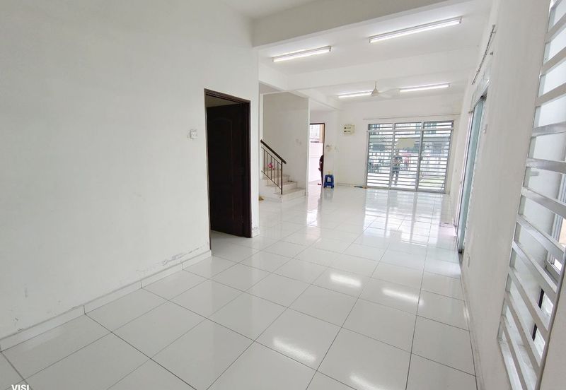 Ipoh sri klebang double storey inter corner house for rent