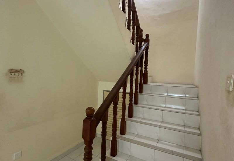 Ipoh bercham taman pakatan double storey house for rent