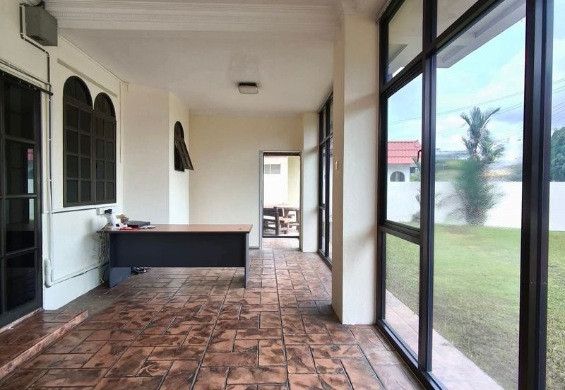 Ipoh canning garden super big single storey bungalow house for rent