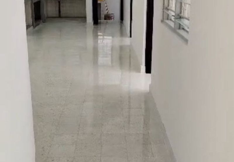 Ipoh garden east renovated single storey inter corner house for rent