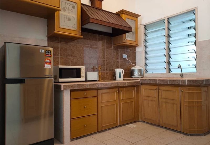 Ipoh pasir puteh country valentine fully furnished double storey house for rent