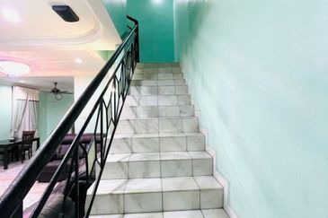 Ipoh klebang restu fully furnished double storey inter corner house for rent