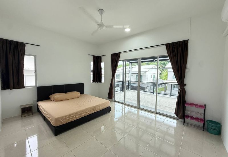 Ipoh meru scientex fully furnished 2 sty inter corner house for rent